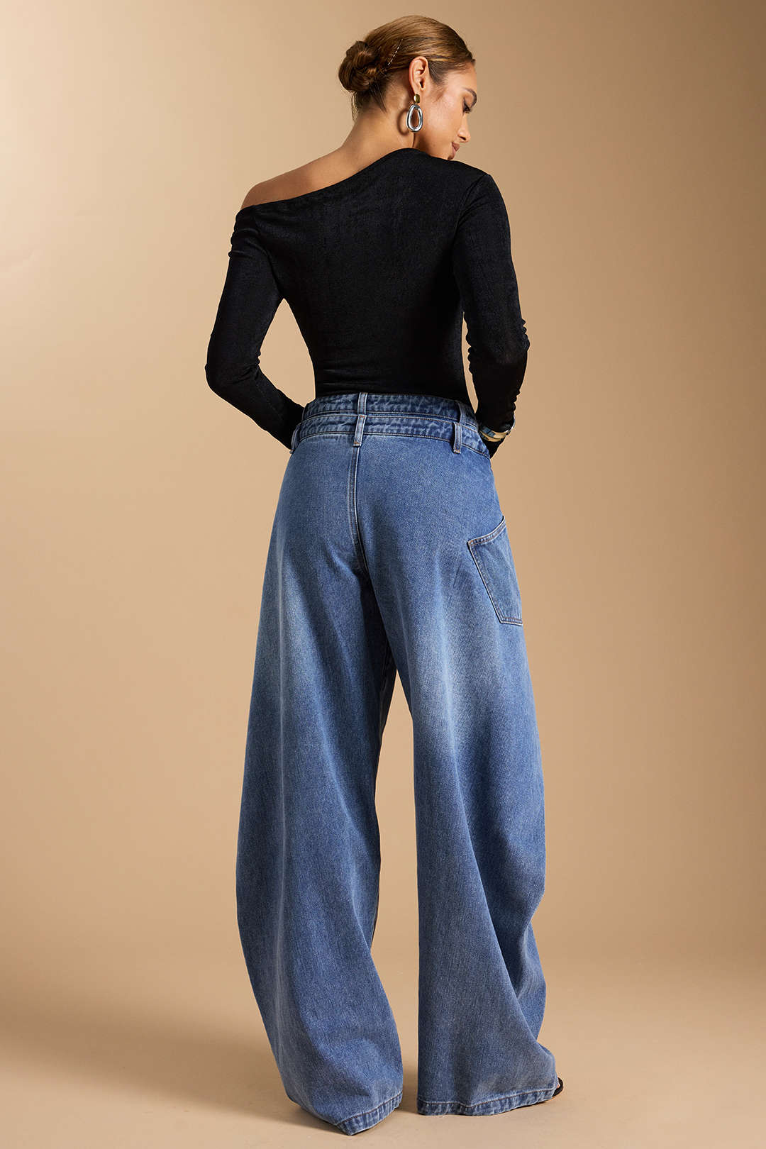 Willa London™ | Asymmetric Elegance Denim Jeans