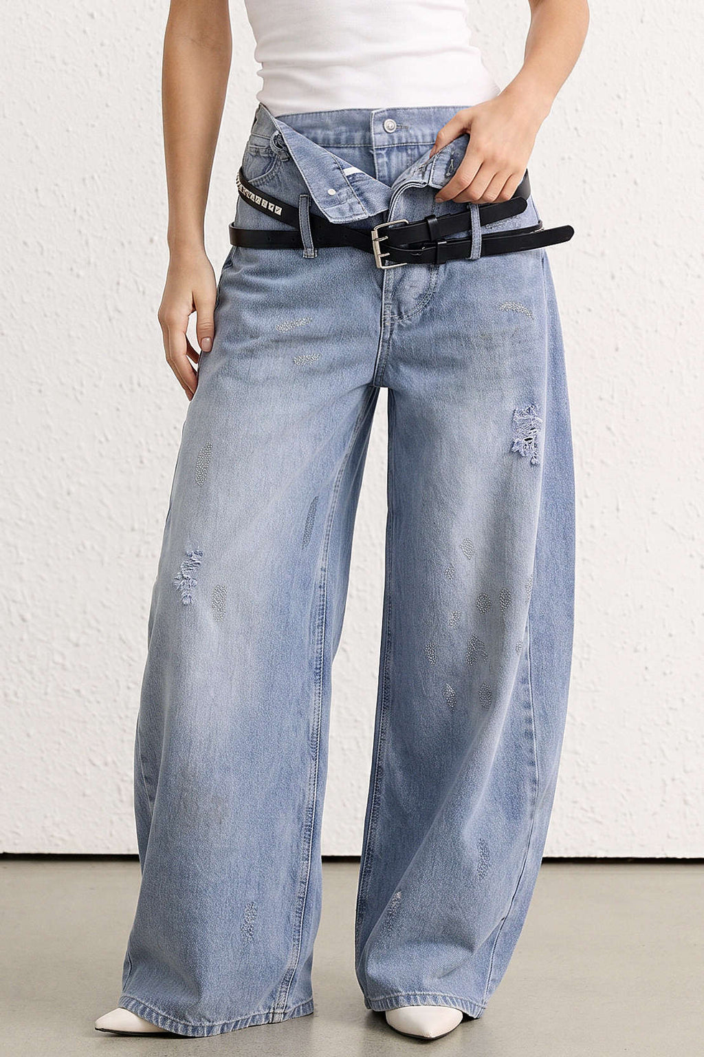 Willa London™ | High Waist Frayed Denim Trousers