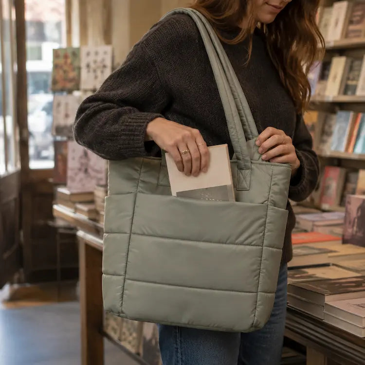 The Notting Hill Tote