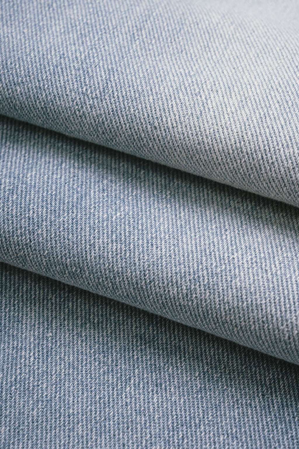 Willa London™ | Urban Chic Cut-Out Jeans