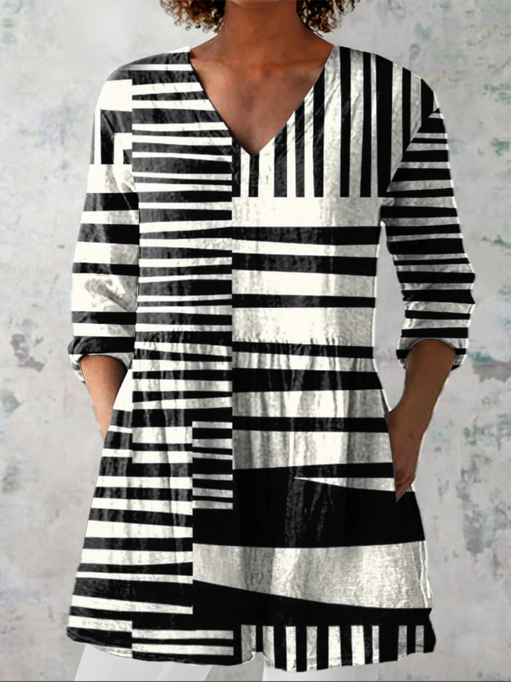 Willa London™ | Graphic Elegance Tunic