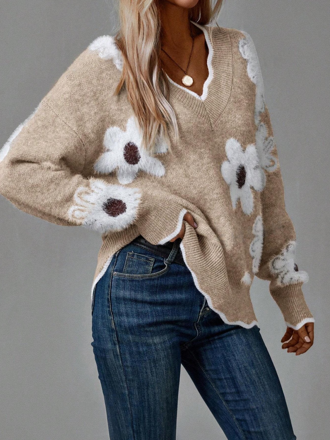 Willa London™ | Odette Floral Elegance Sweater