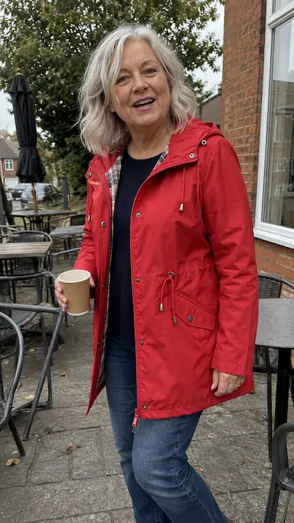 London Drawstring Parka – customer weekend café