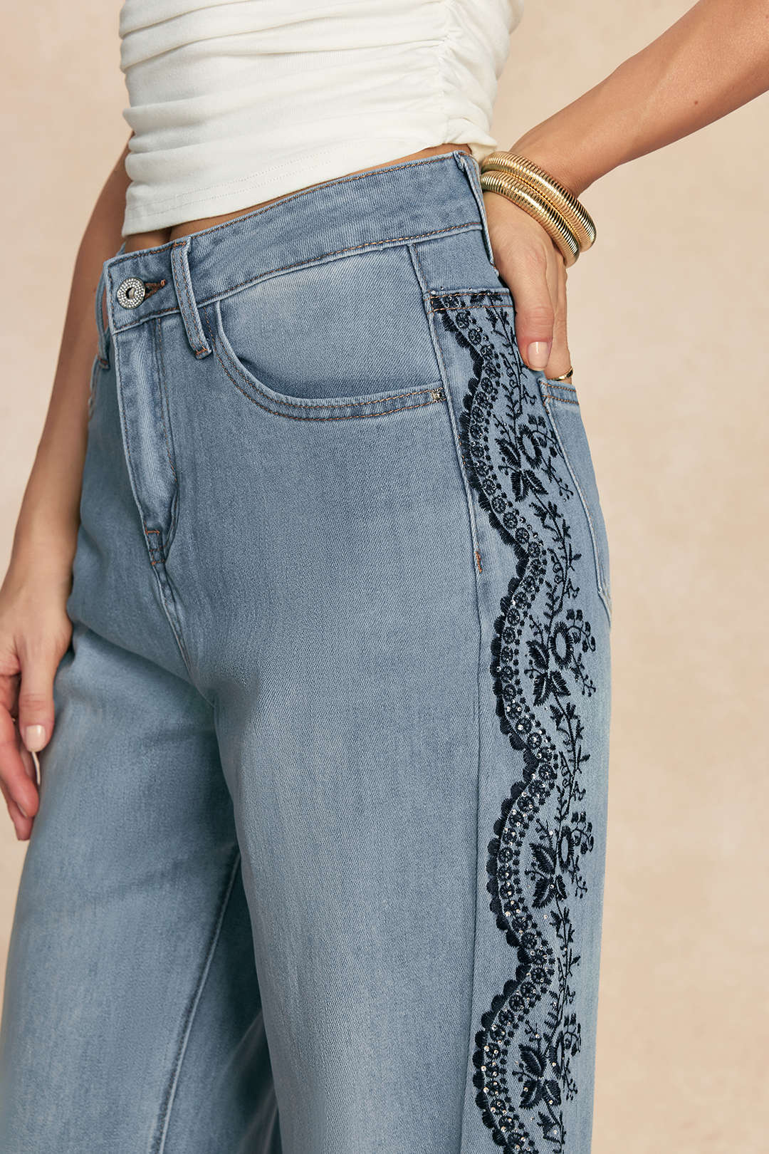 Willa London™ | Heritage Embroidered Denim Jeans