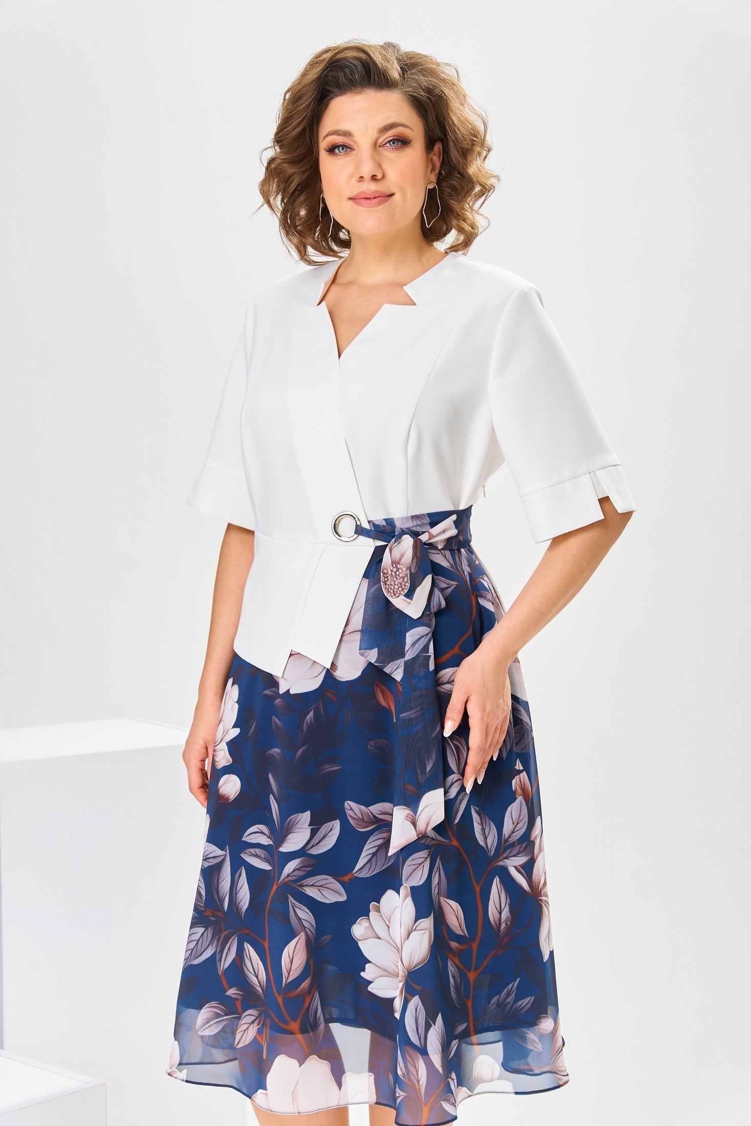 Willa London™ | Elegance in Motion Dress