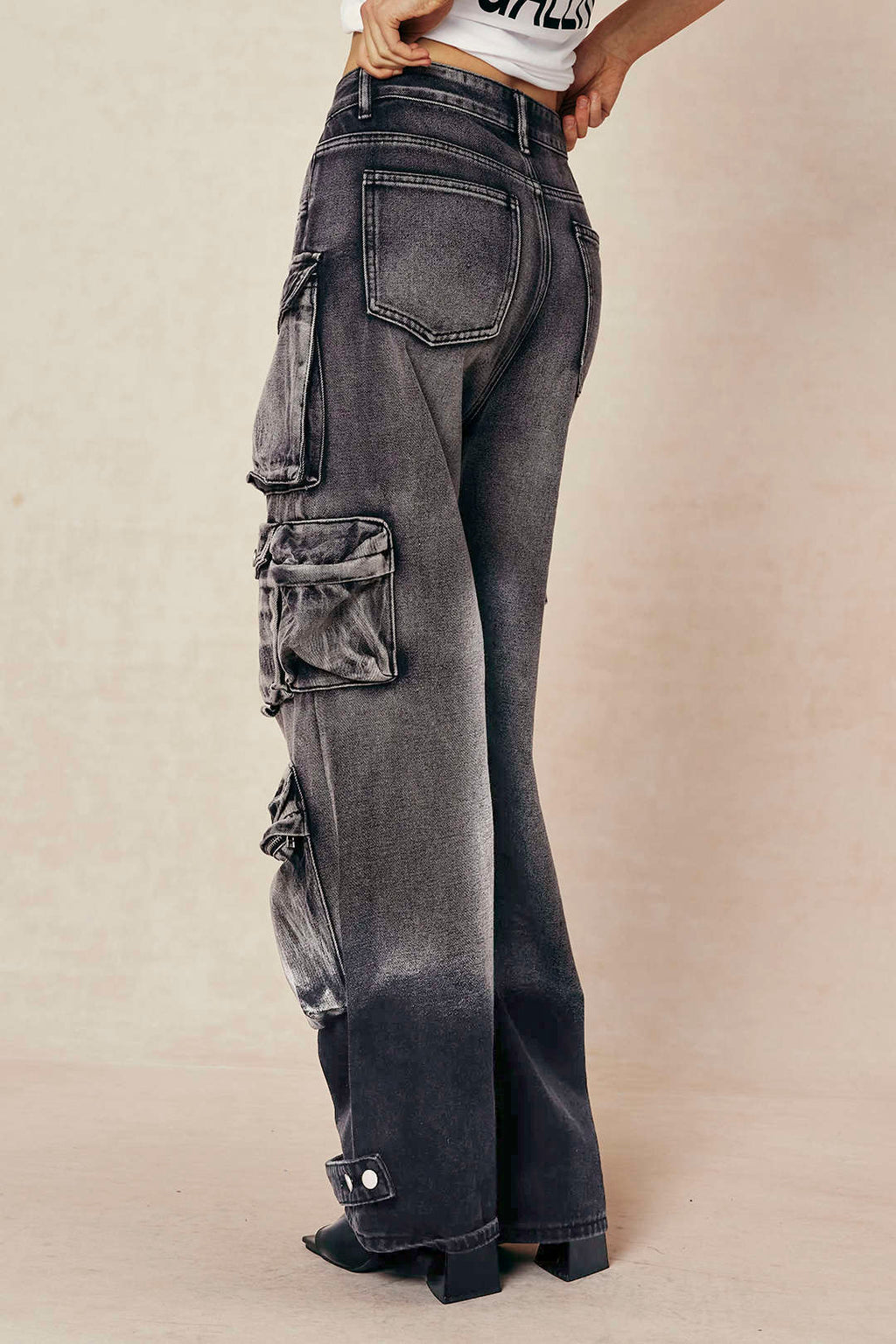 Willa London™ | Urban Elegance Cargo Jeans