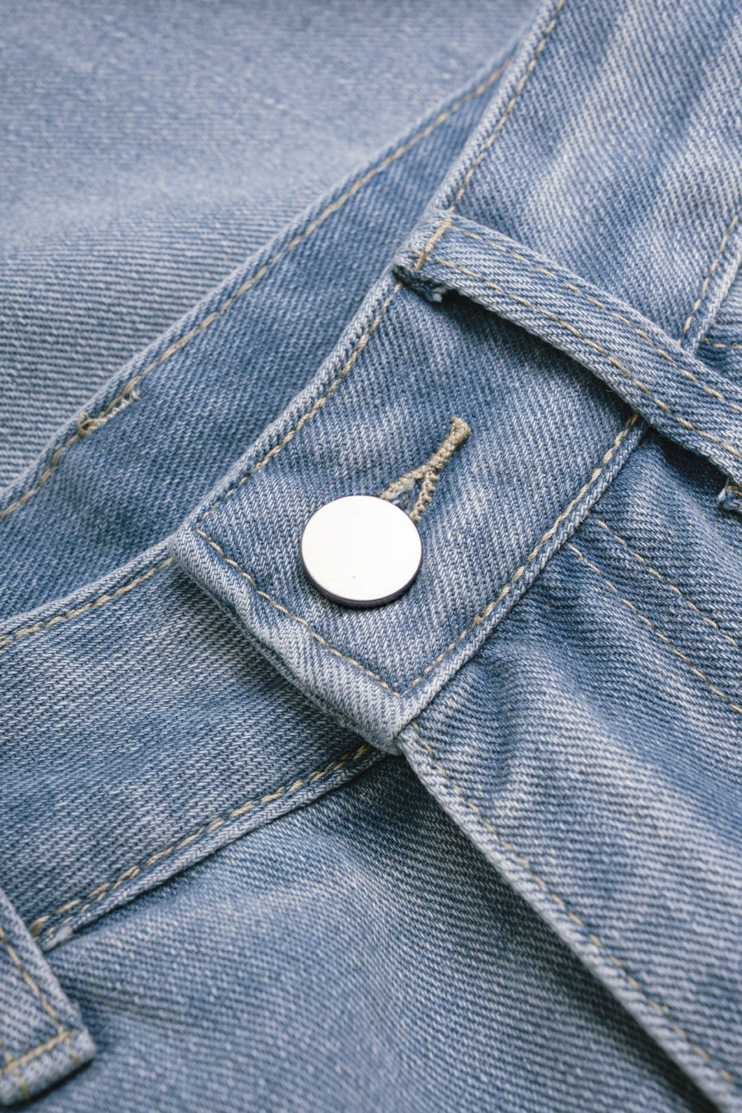 Willa London™ | Urban Chic Cut-Out Jeans