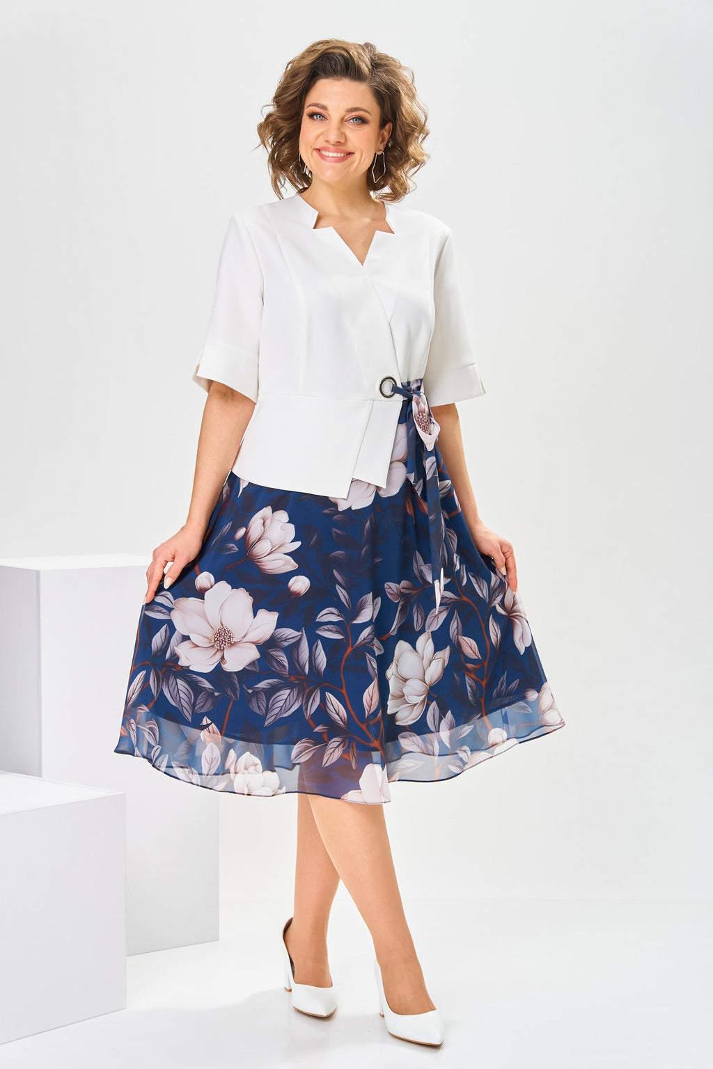 Willa London™ | Elegance in Motion Dress