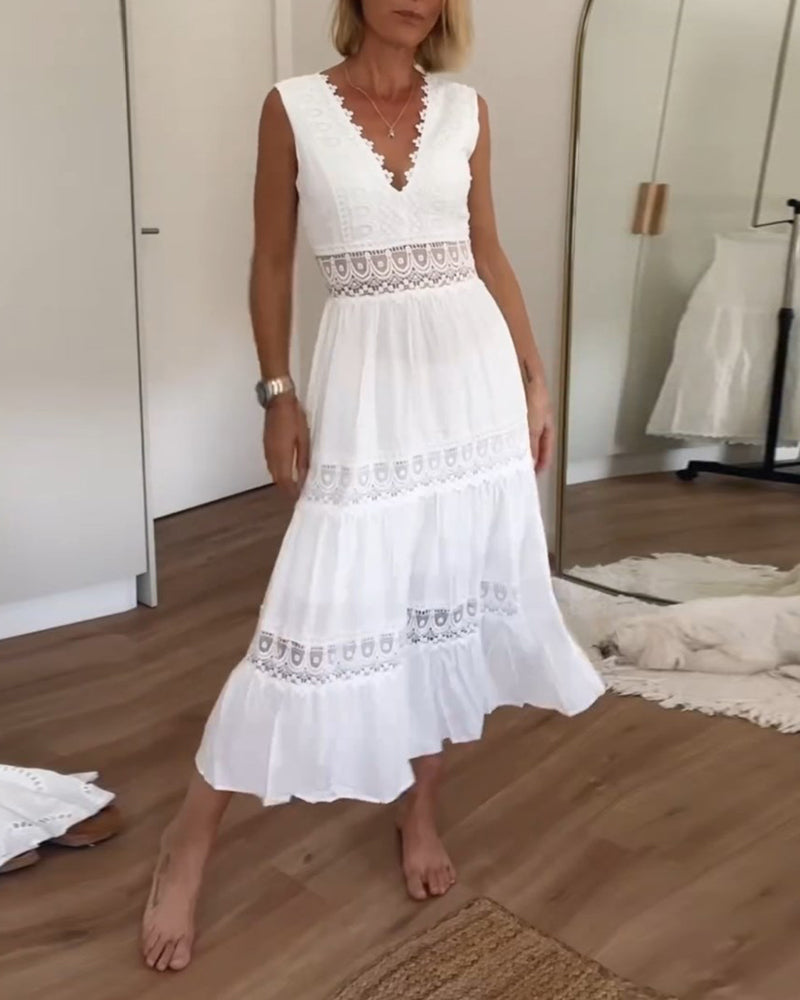Willa London™ | Lace Elegance Midi Dress