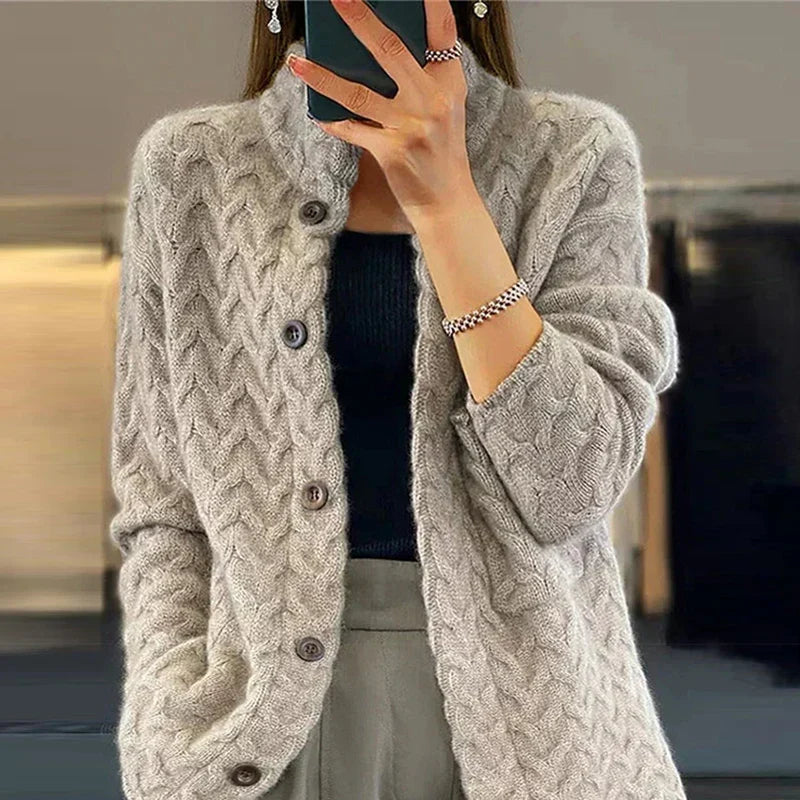 Willa London™ | The Elegant Knit Cardigan