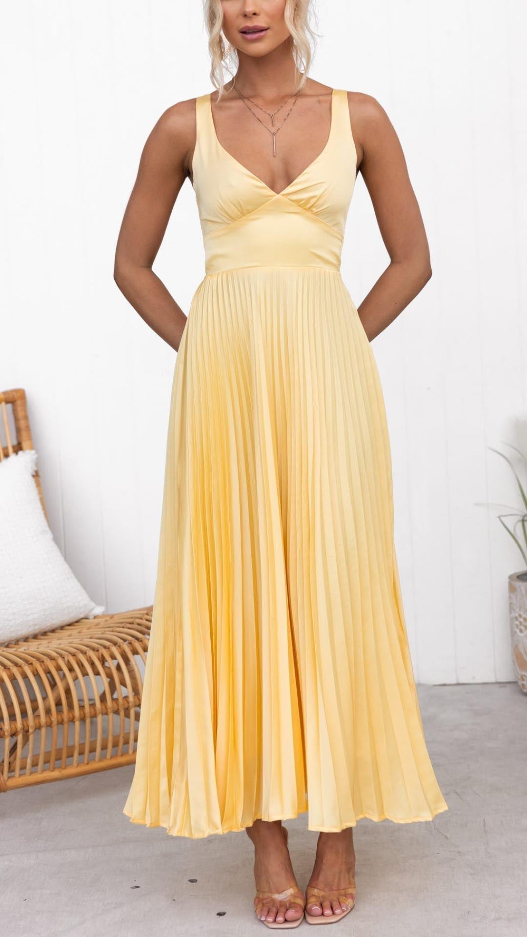 Willa London™ | Darya Plissé Maxi Dress