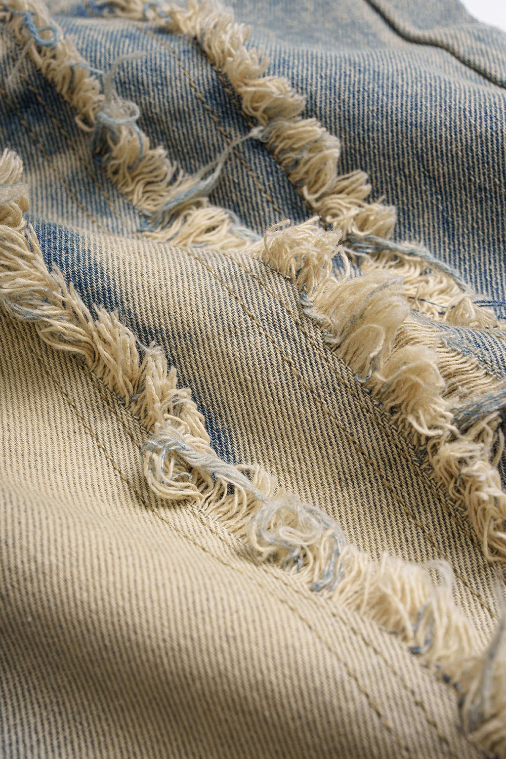 Willa London™ | Effortless Fray Jeans
