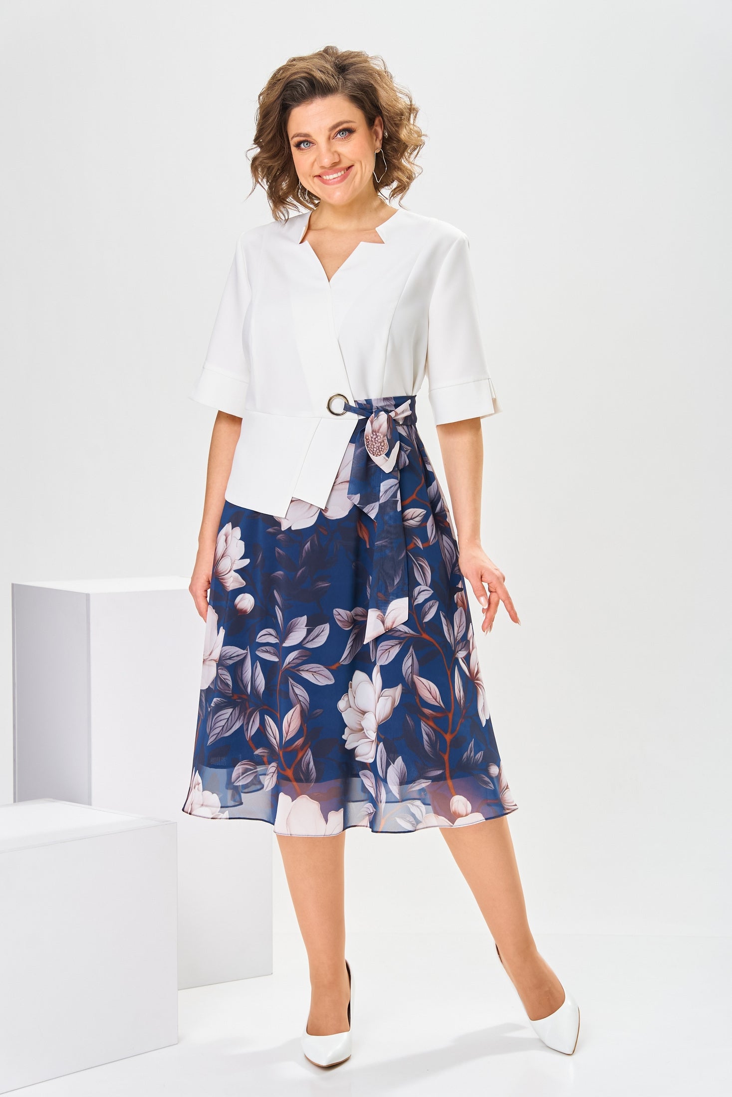 Willa London™ | Elegance in Motion Dress