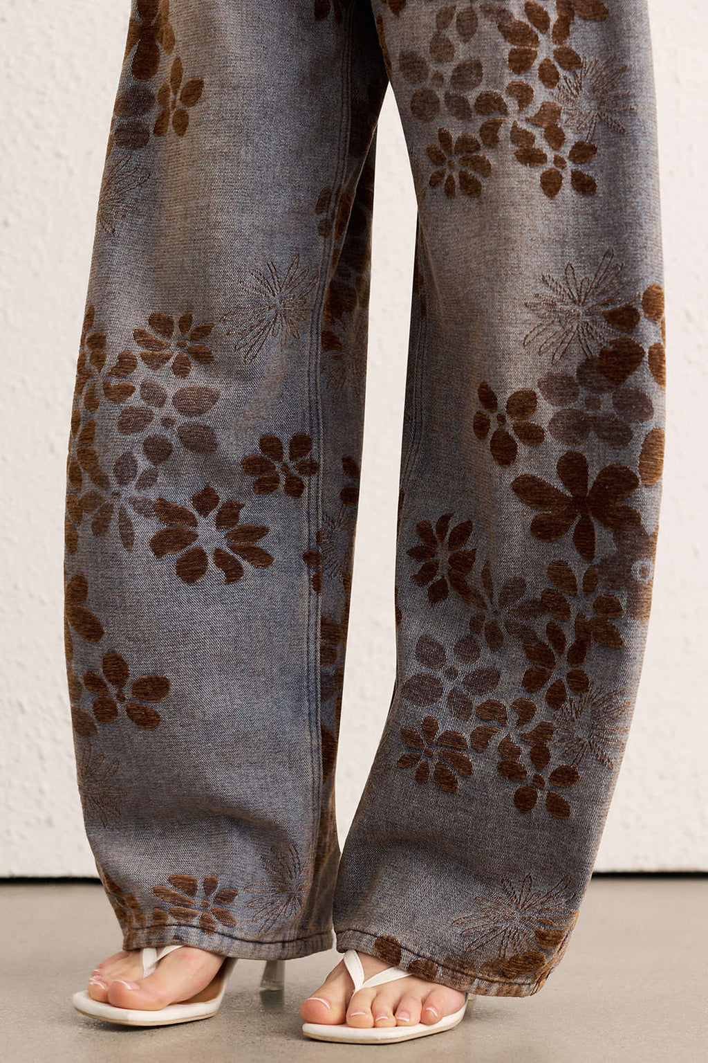 Willa London™ | Enchanted Blooms High-Waist Jeans