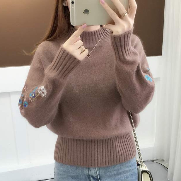 Willa London™ | Floral Elegance Knit Sweater