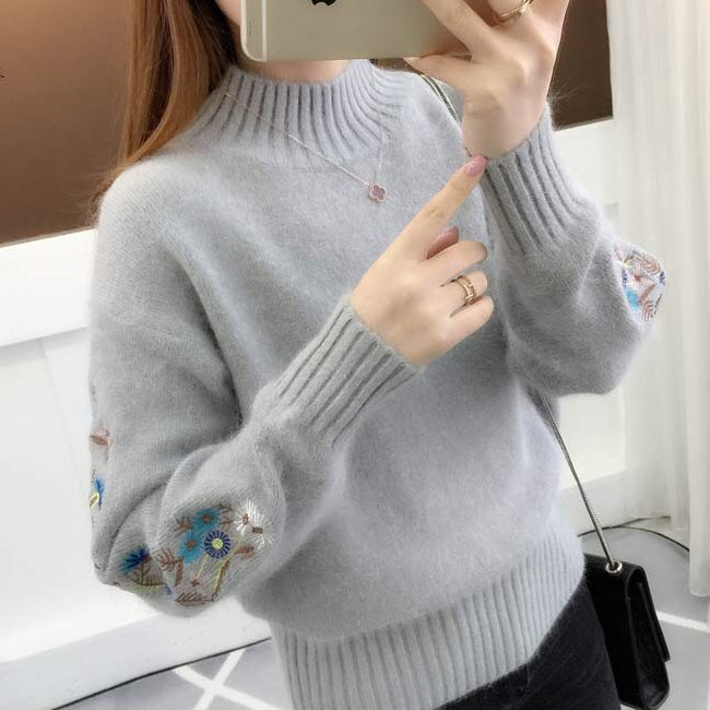 Willa London™ | Floral Elegance Knit Sweater