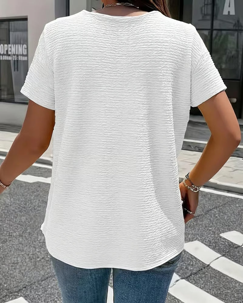 Willa London™ | Serene Elegance T-Shirt