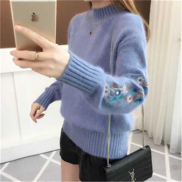 Willa London™ | Floral Elegance Knit Sweater