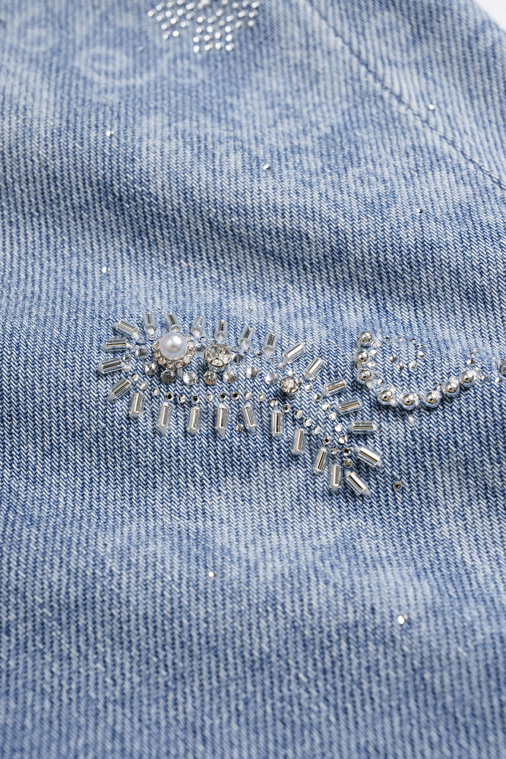 Willa London™ | Artistic Denim Elegance Jeans