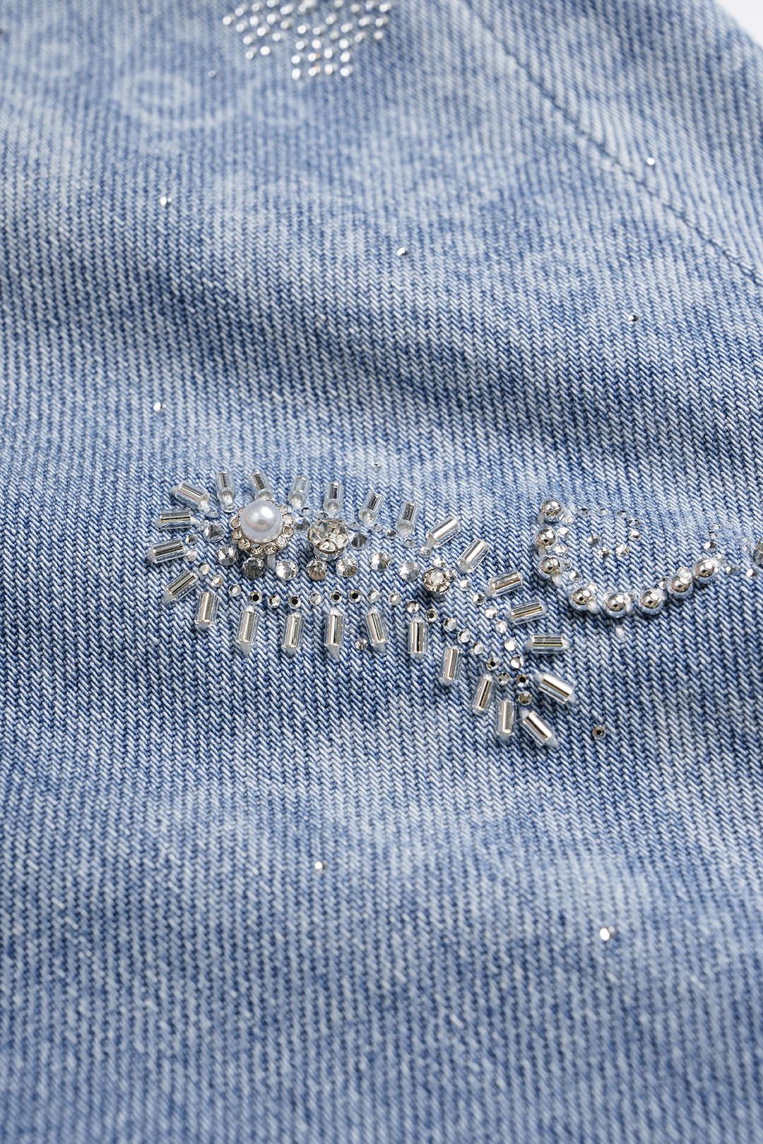 Willa London™ | Artistic Denim Elegance Jeans