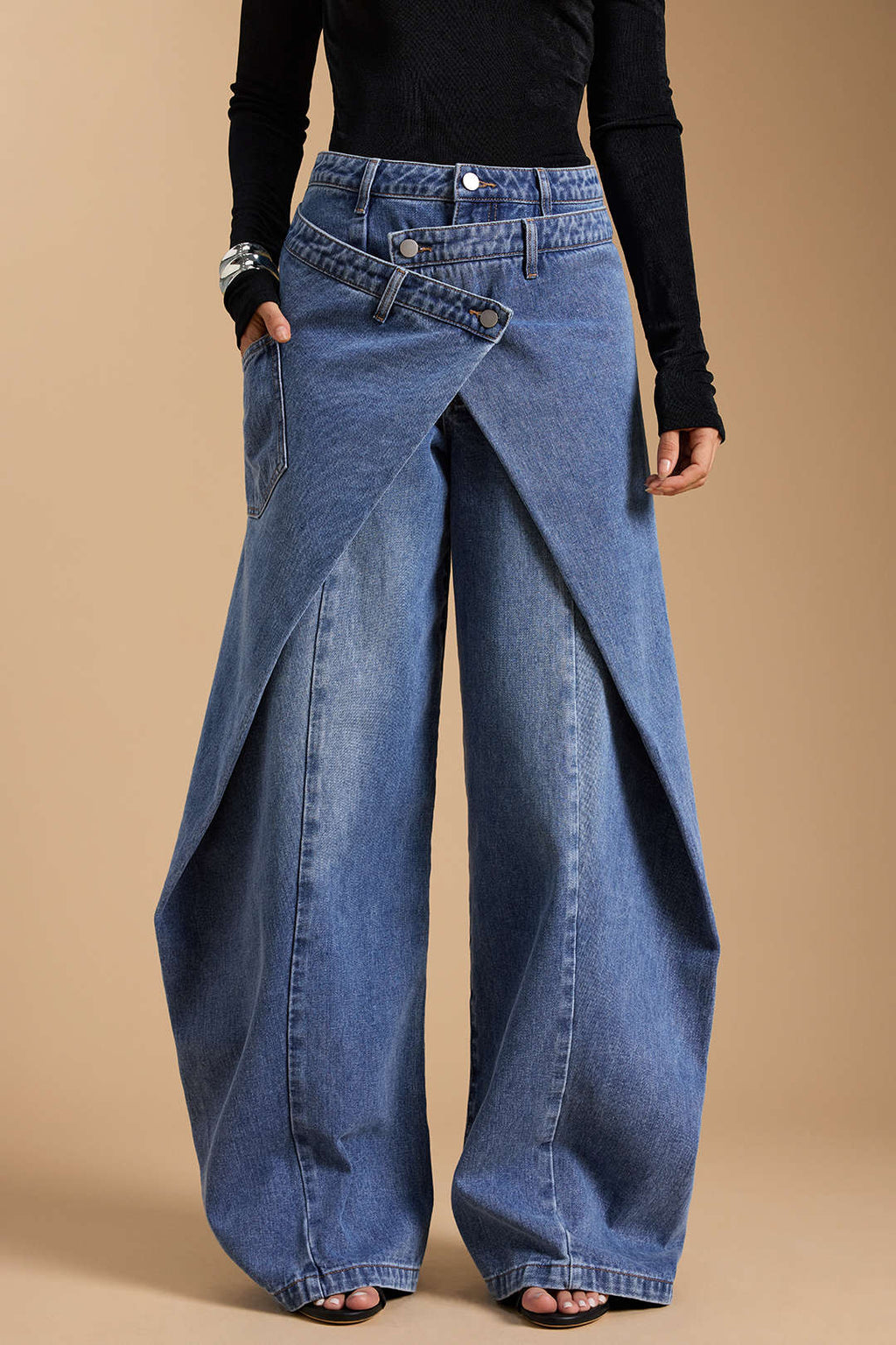 Willa London™ | Asymmetric Elegance Denim Jeans