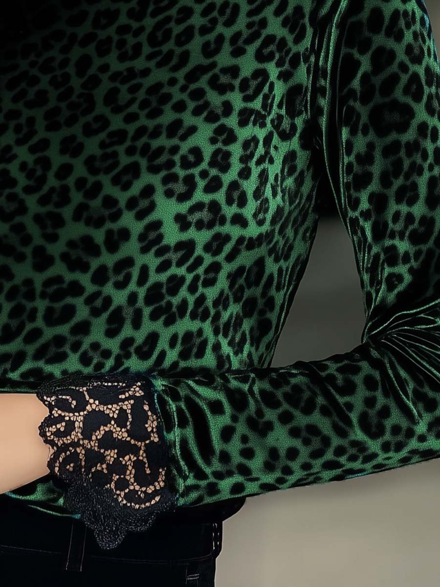 Willa London™ | Velvet Lace Elegance T-Shirt