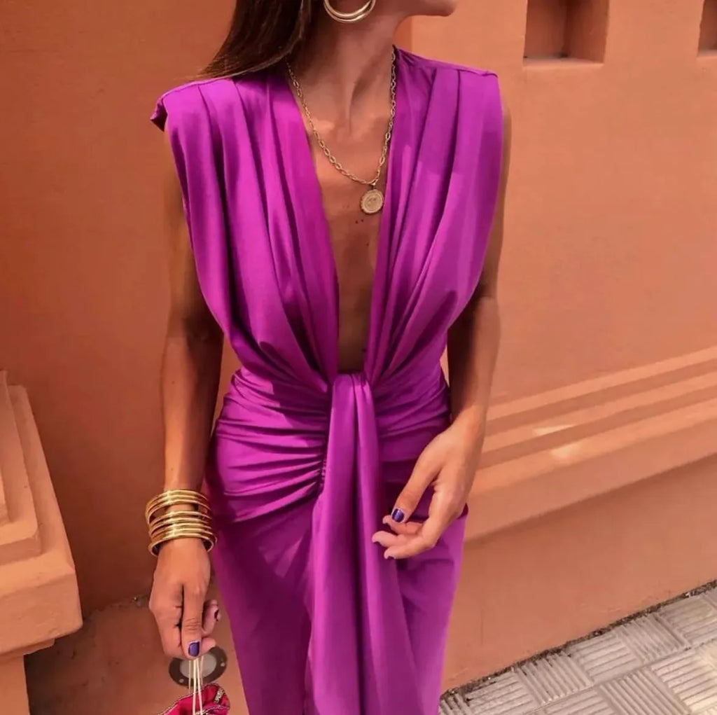 Willa London™ | Timeless Elegance Pleated Dress