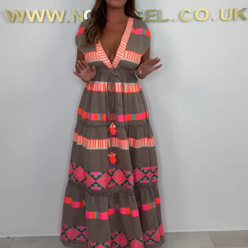 Willa London™ | Vintage Elegance Midi Dress